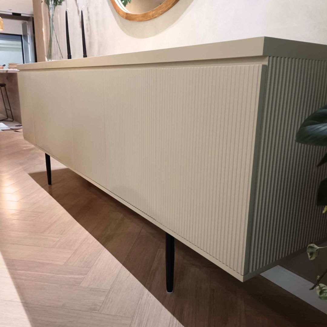 HERA FLUTED BUFFET TABLE