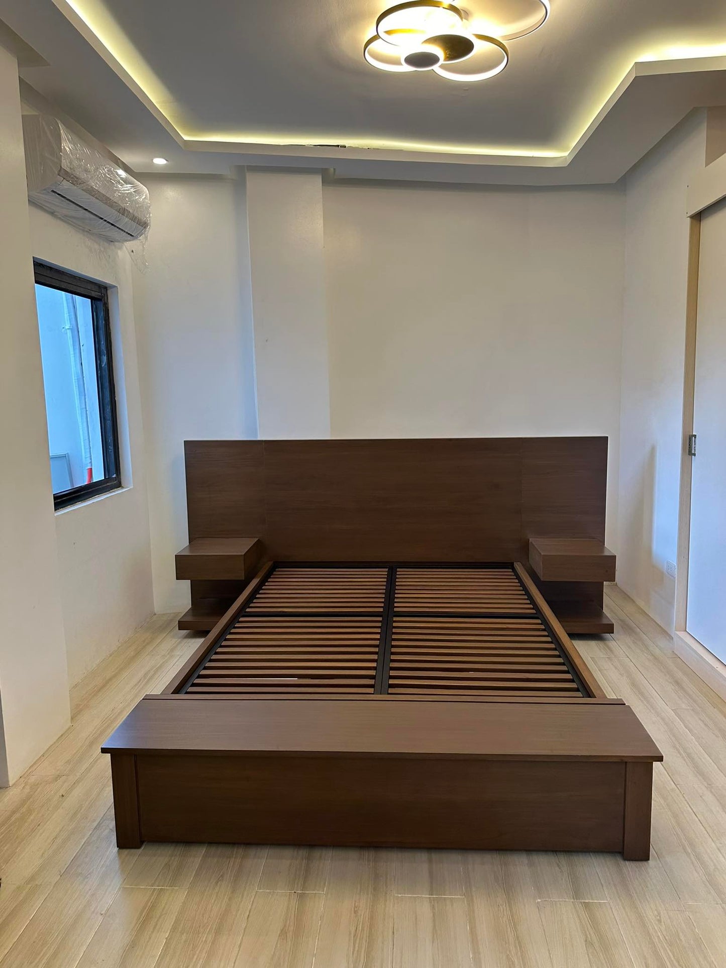 CODY EXECUTIVE BED FRAME