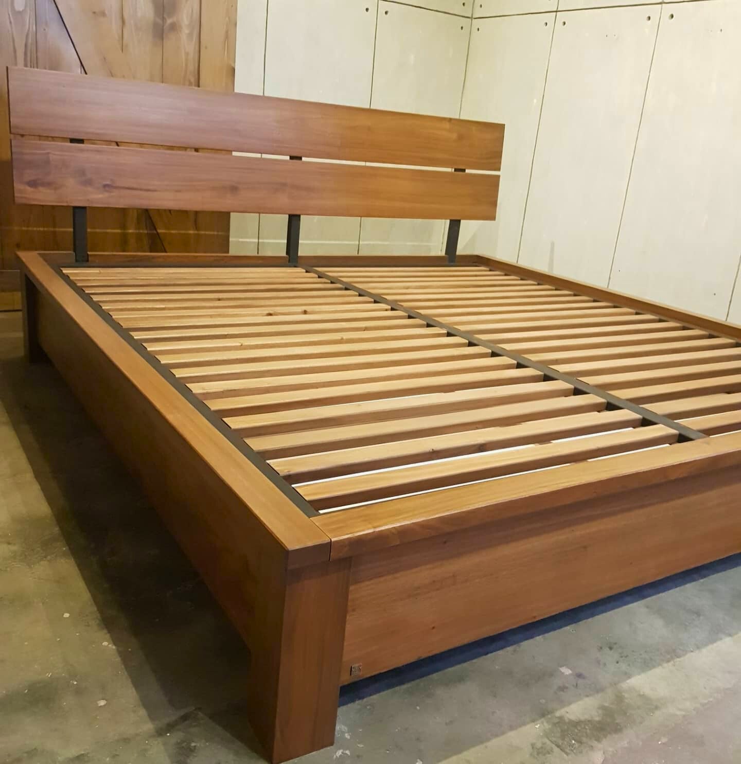 OBENZA BED FRAME