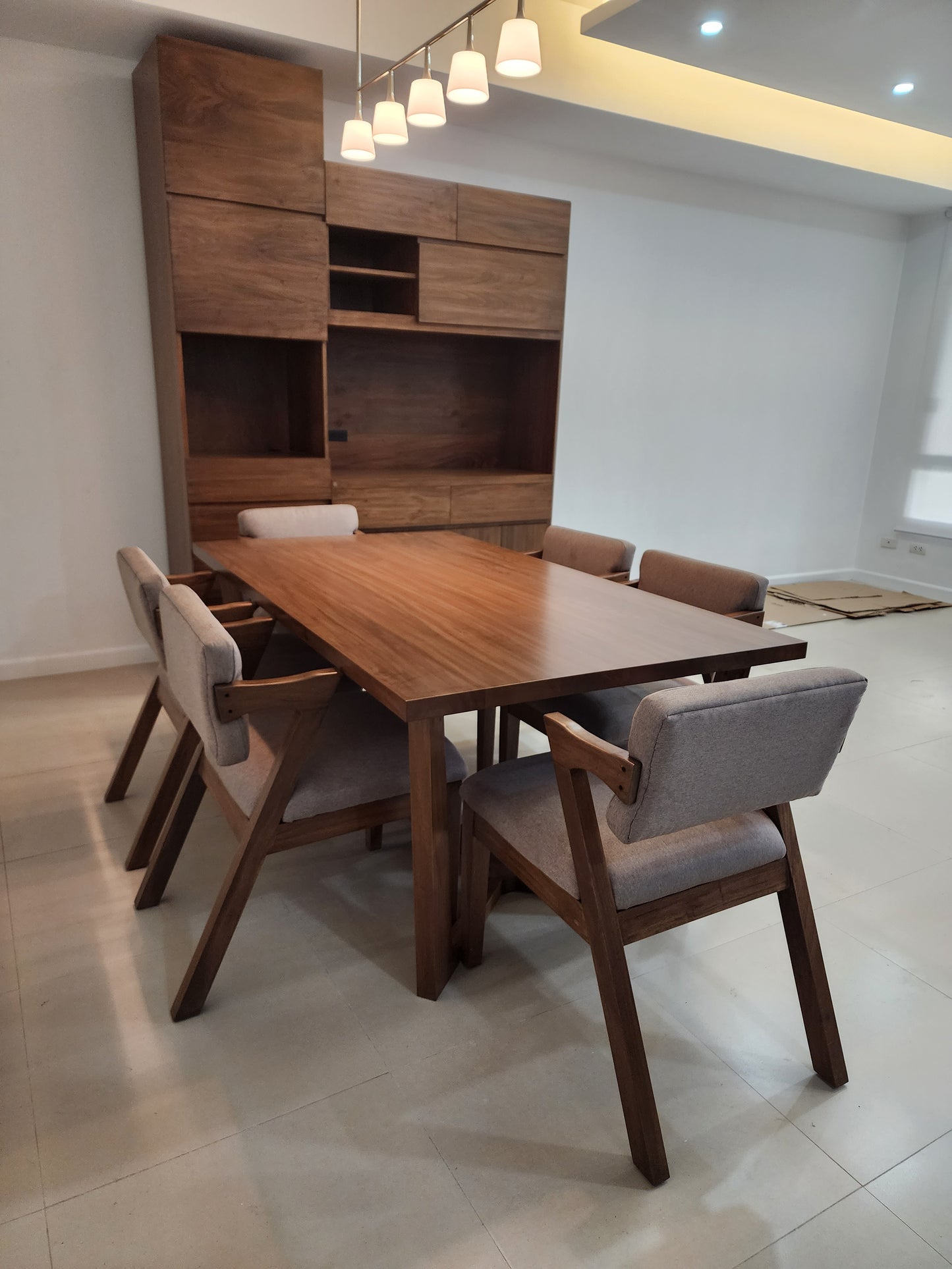 LOURDES 6-SEATER DINING SET