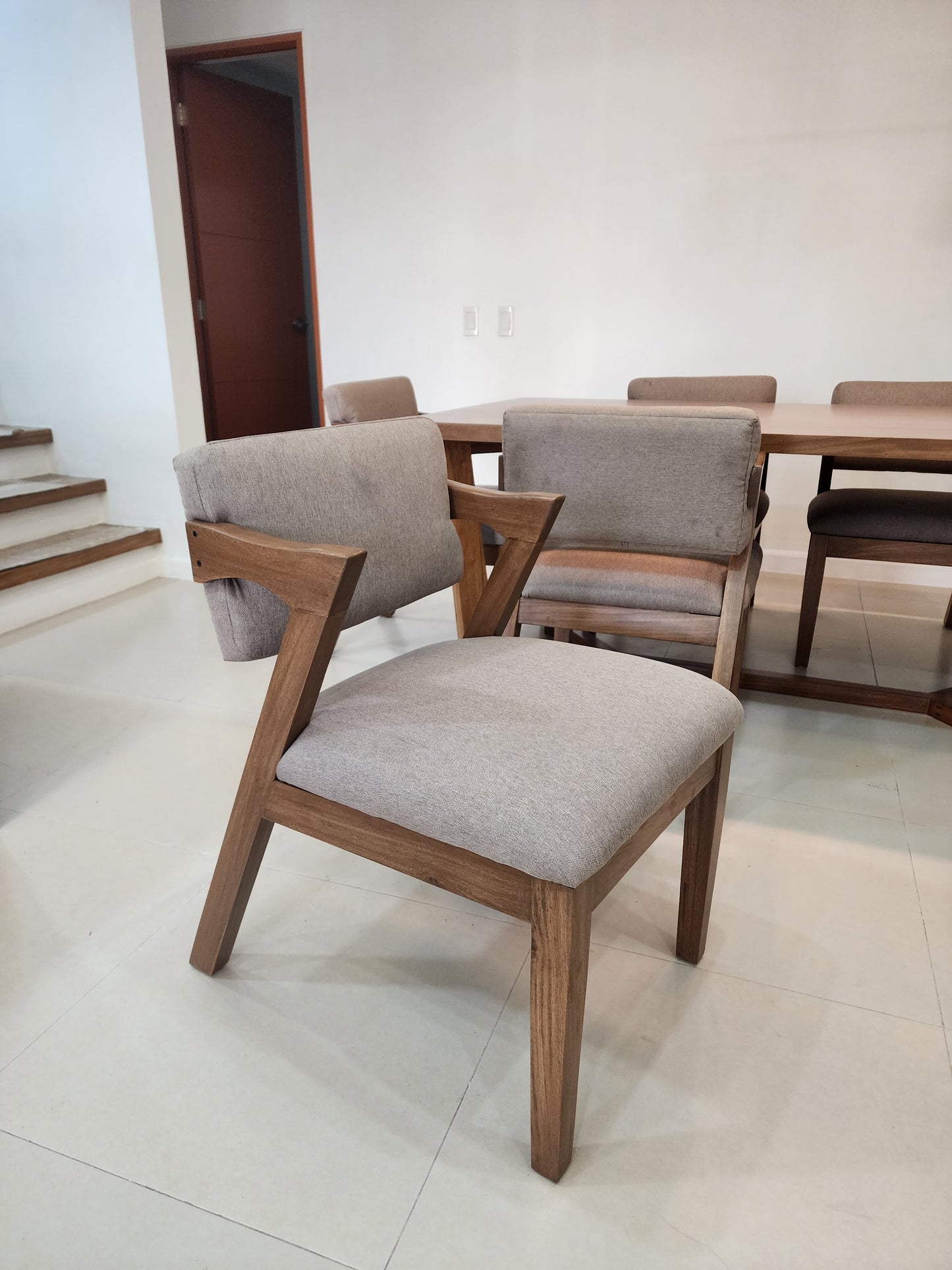 LOURDES 6-SEATER DINING SET