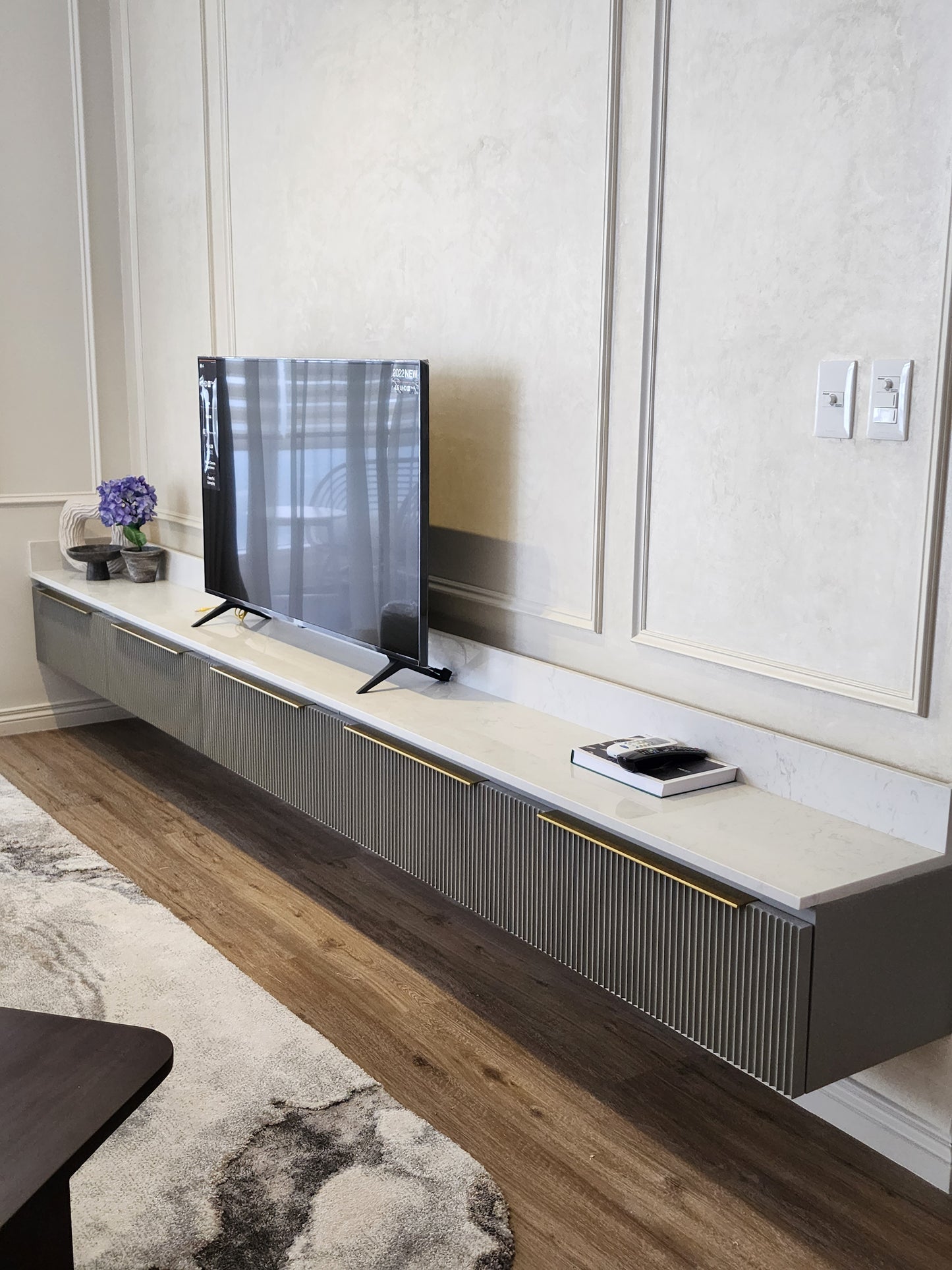 AMELIA HANGING CONSOLE