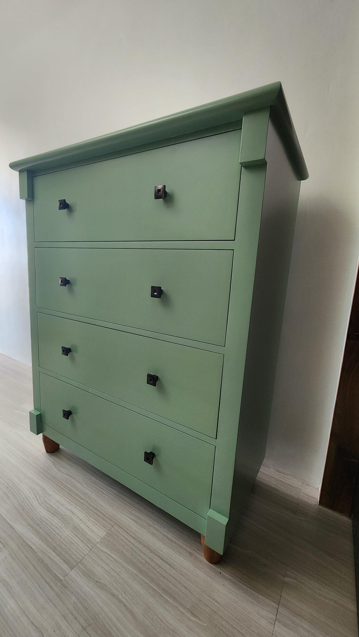 ASHLEY DRESSER