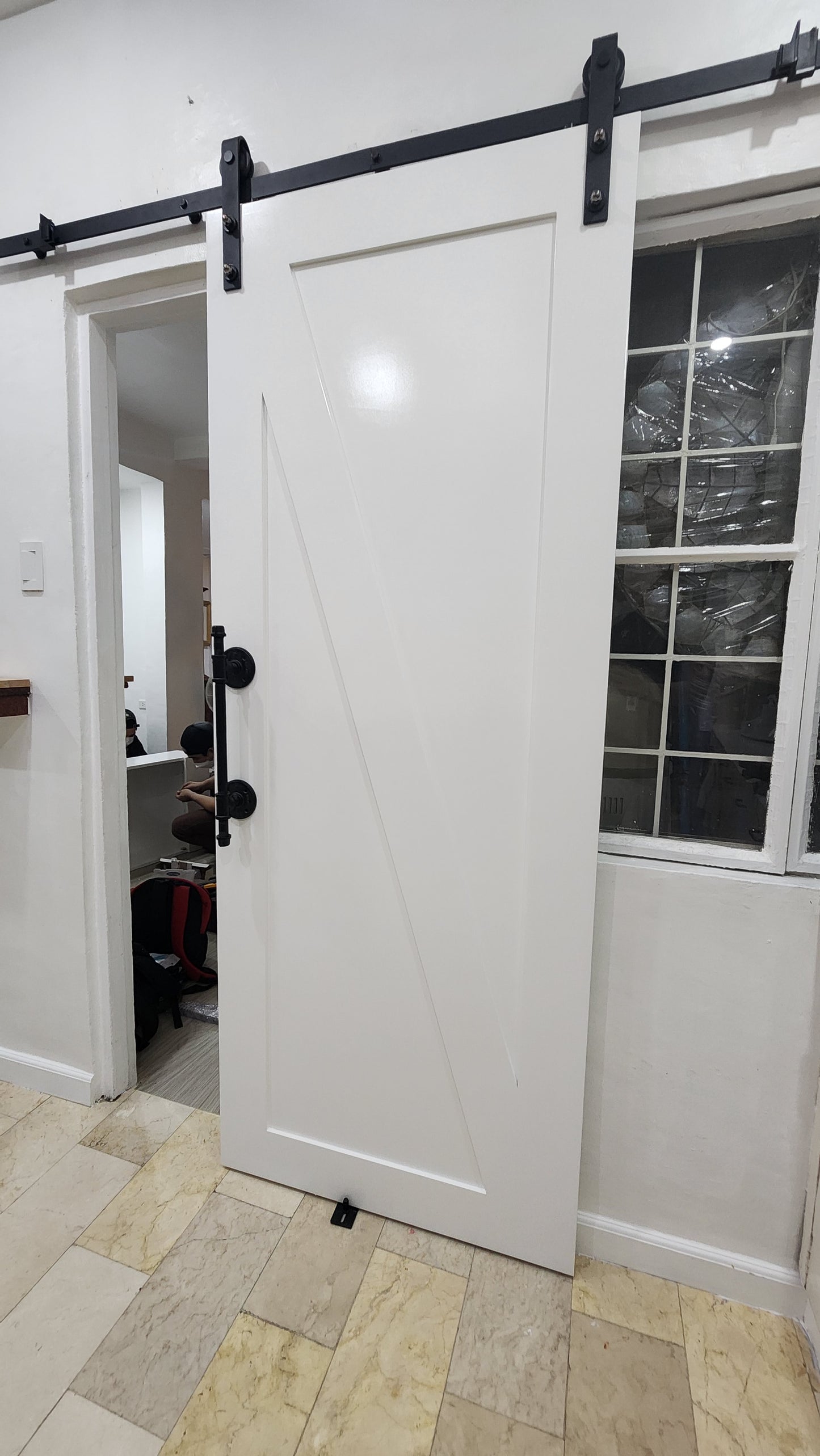 TALIA BARN DOOR