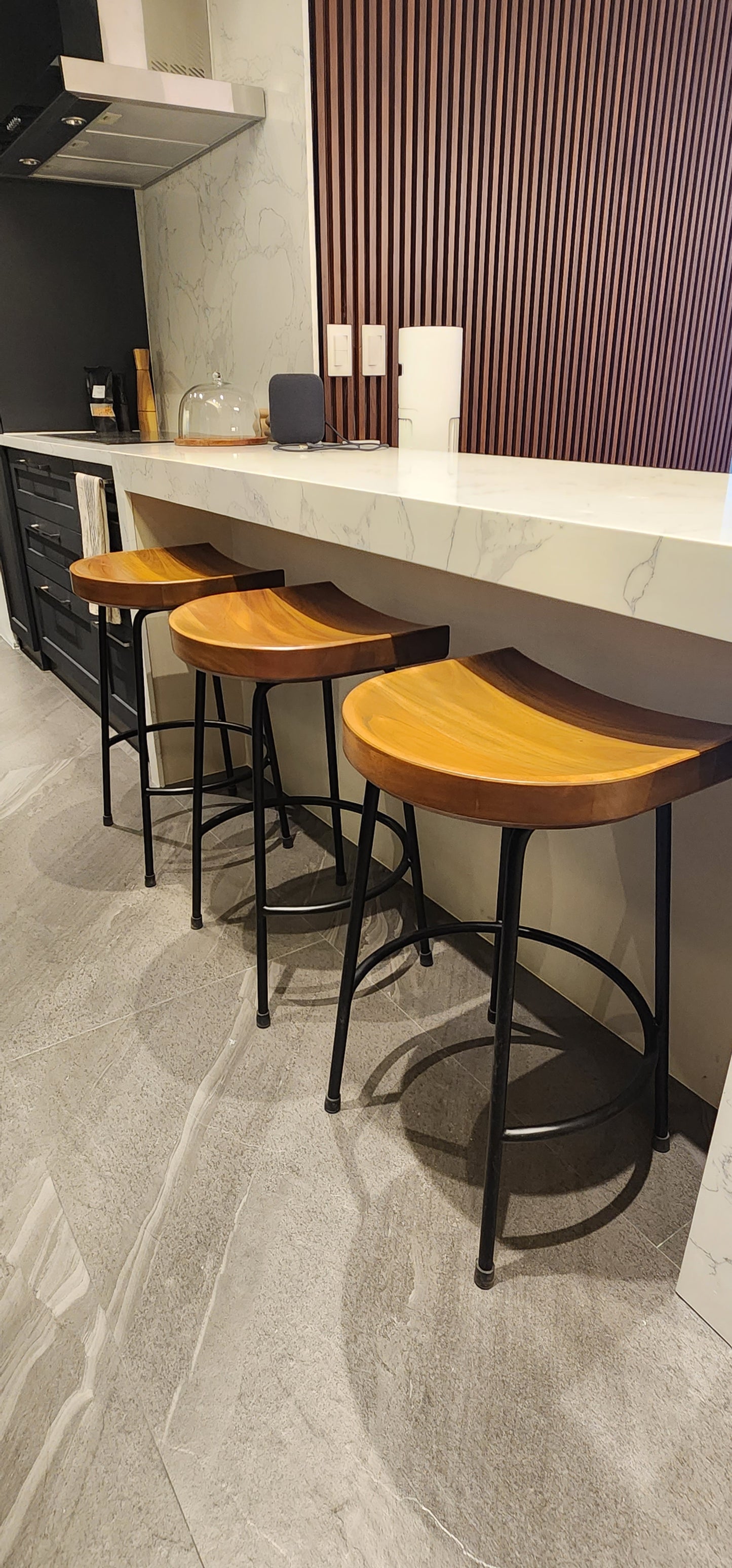 BORDEAUX BAR STOOL