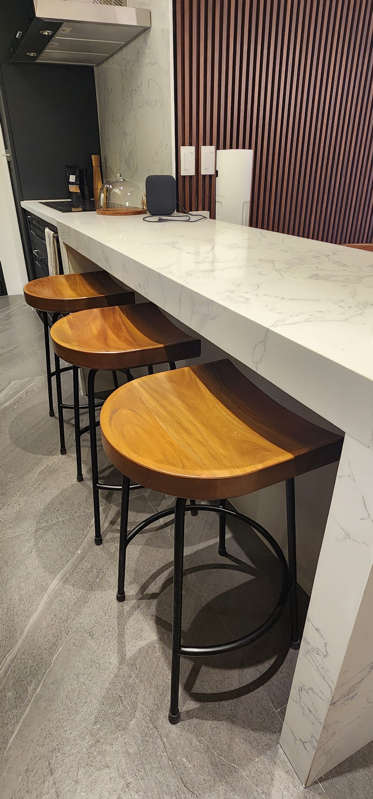 BORDEAUX BAR STOOL