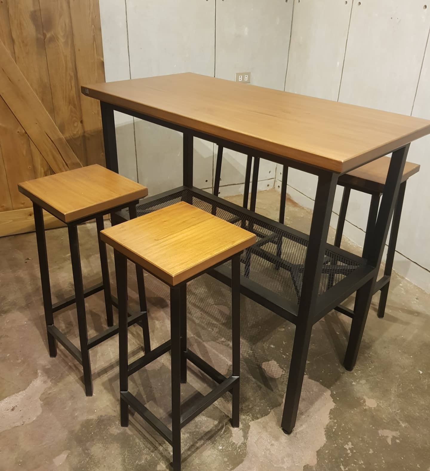 LUIGI BAR TABLE AND BAR STOOL