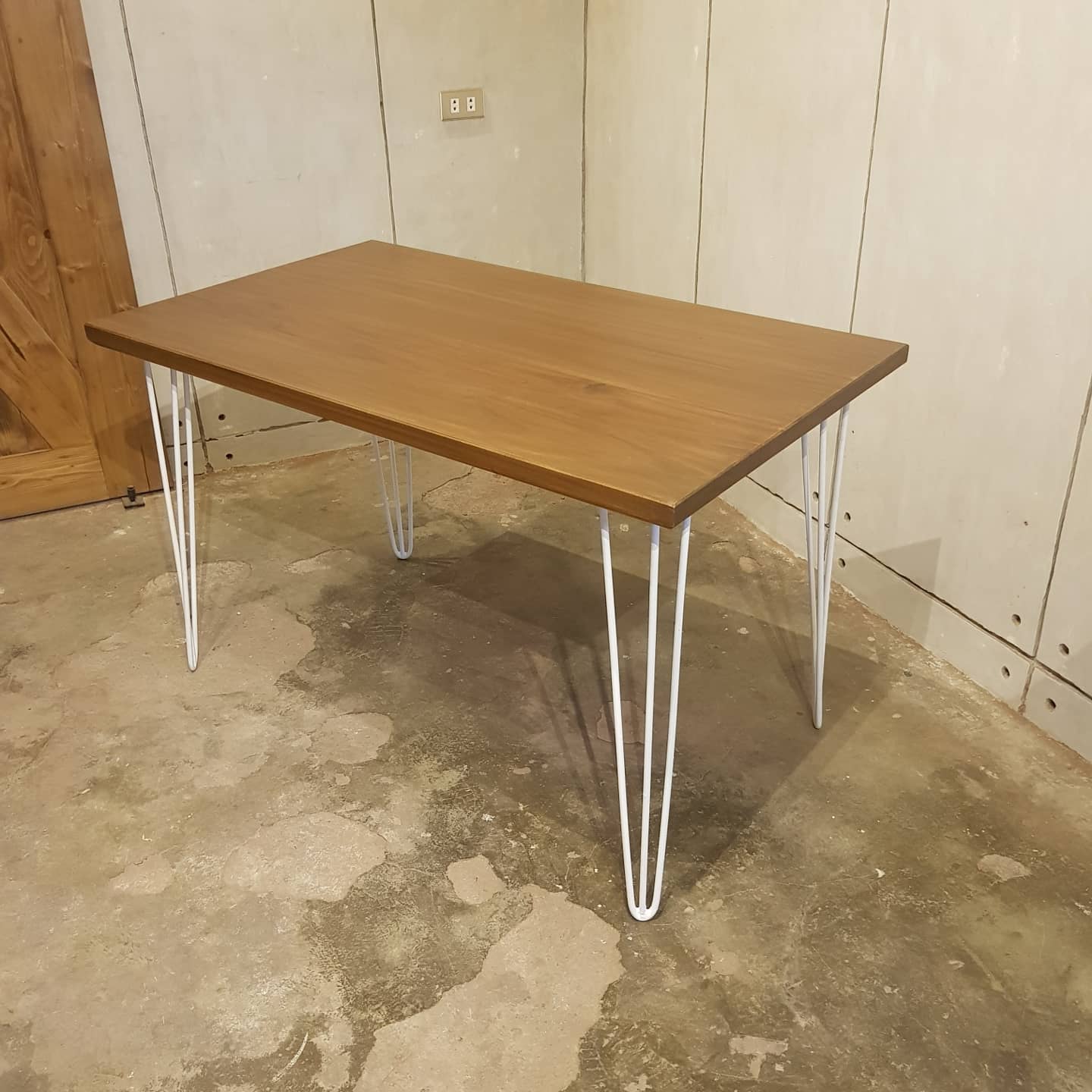 CLARIZA DESK