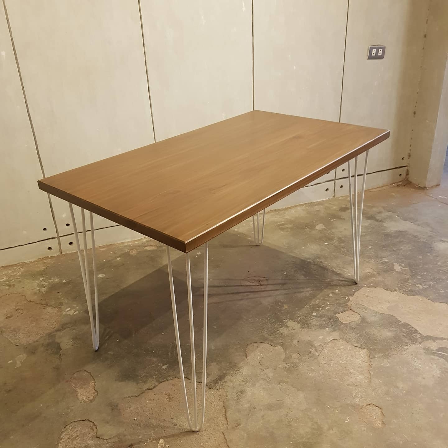 CLARIZA DESK