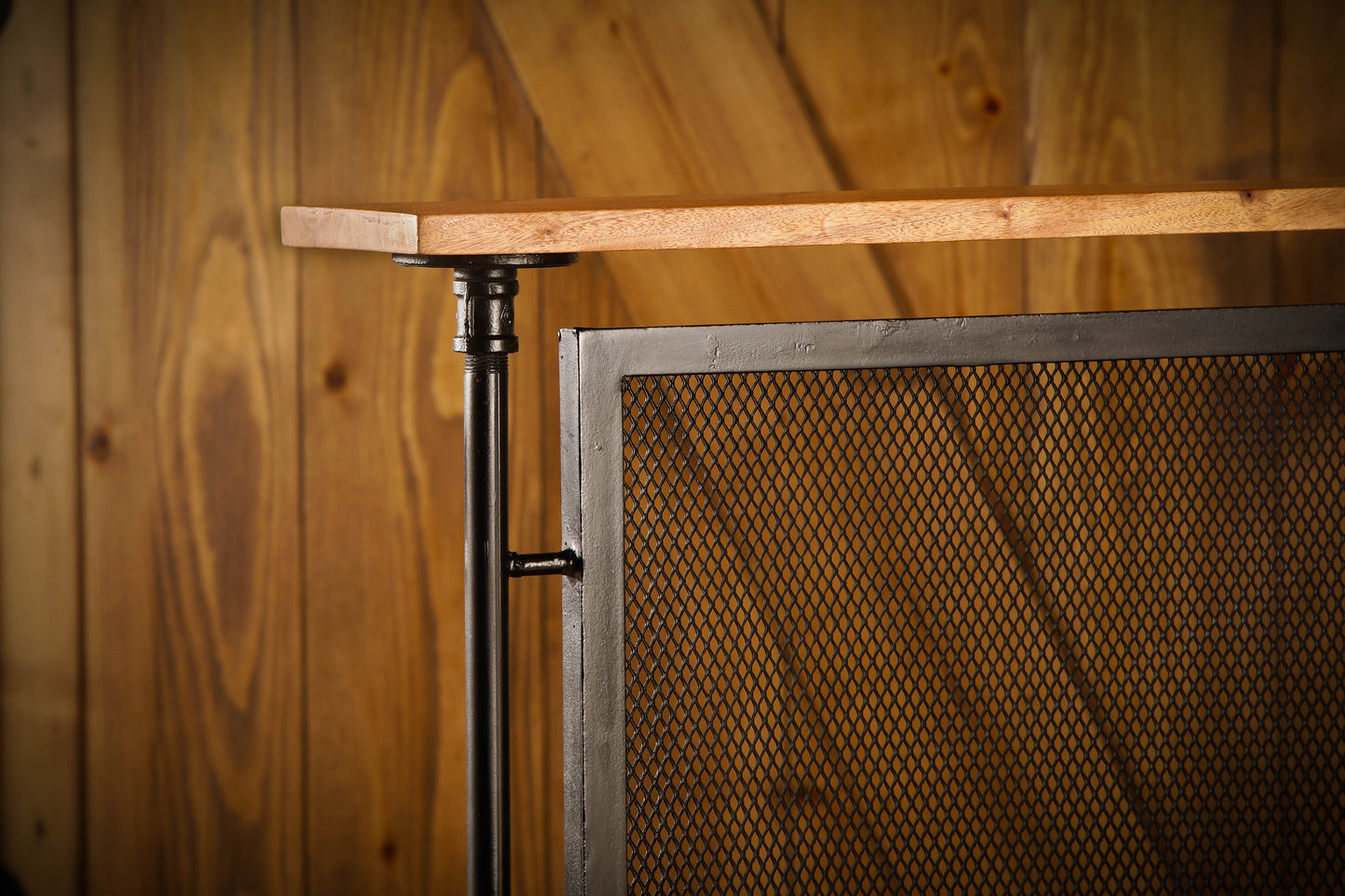 MONITOR MOUNT