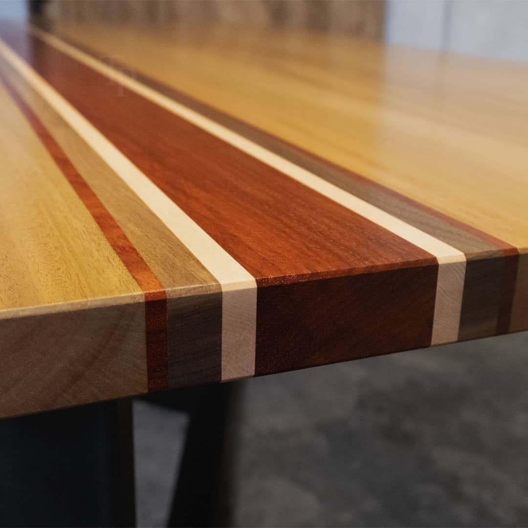 AMIRA 6-8 SEATER DINING TABLE