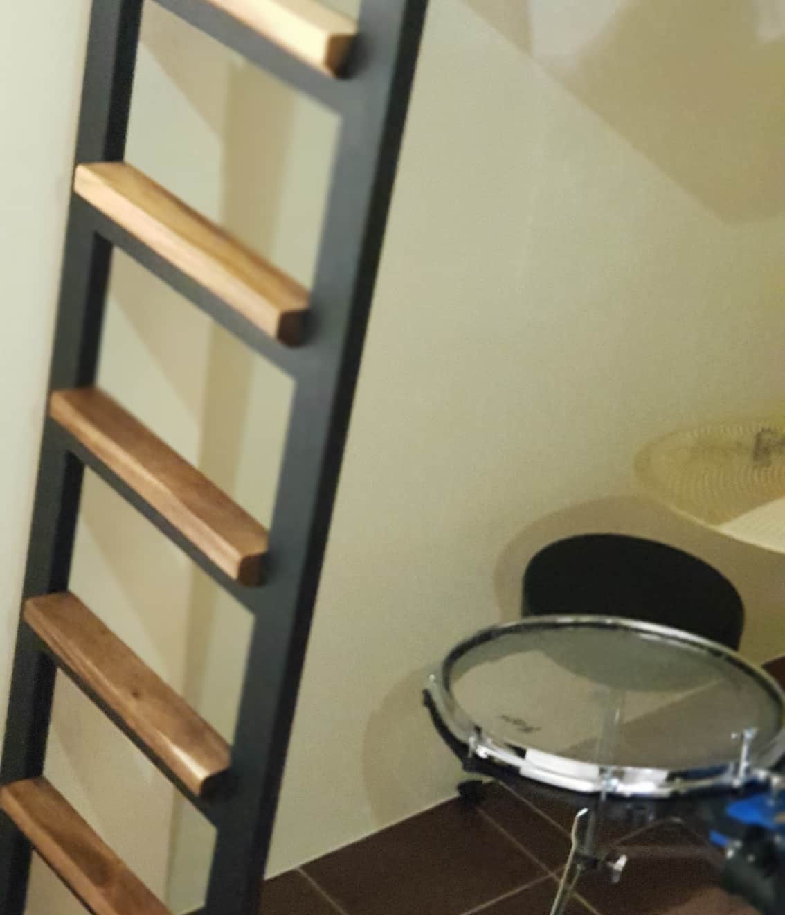 LANTAN INDUSTRIAL SINGLE LOFT BED FRAME