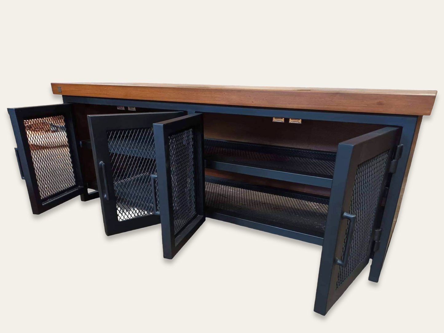 AMARI INDUSTRIAL SHOE RACK & BENCH