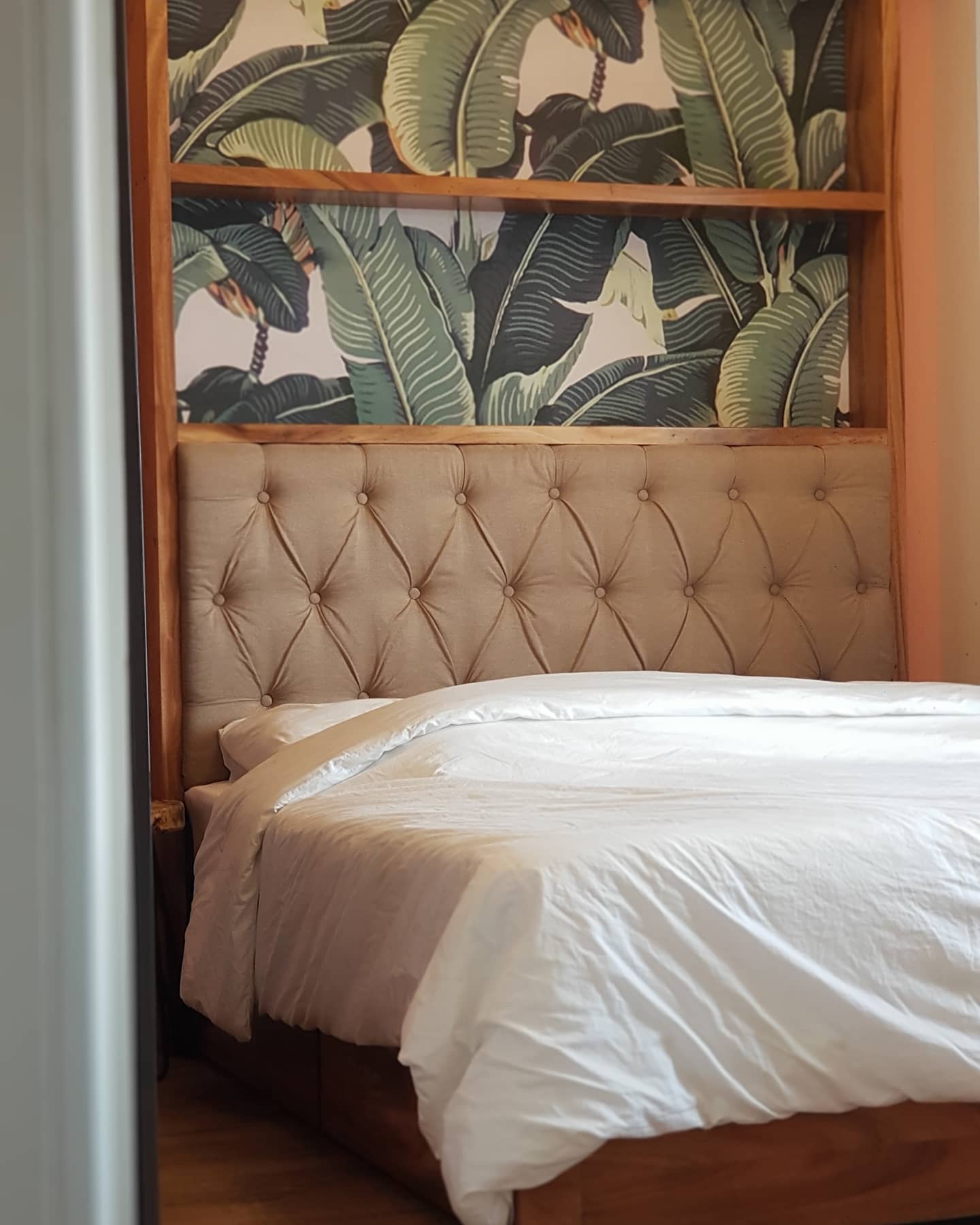 SAMIE BED FRAME WITH 4-SIDE DRAWERS