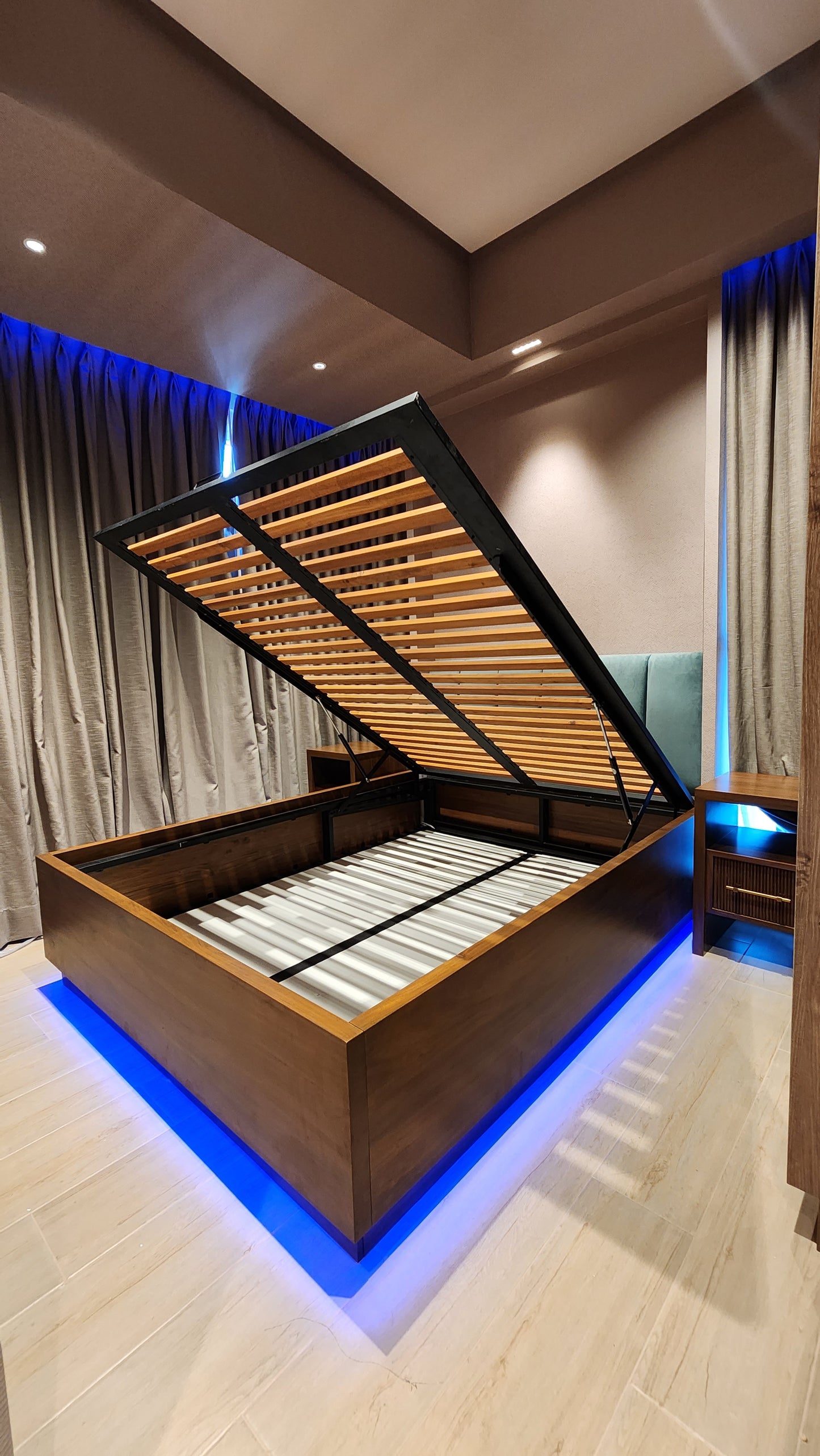 SAMUEL BED FRAME