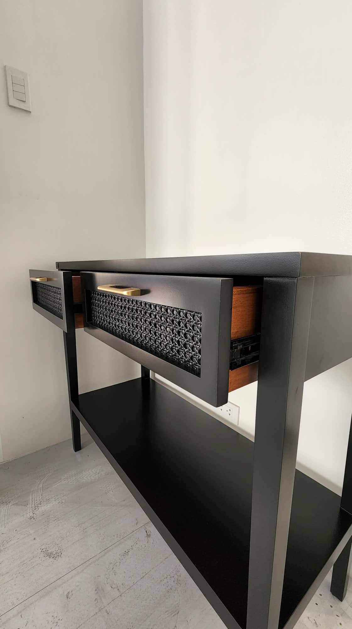 SOLENN ENTRY TABLE