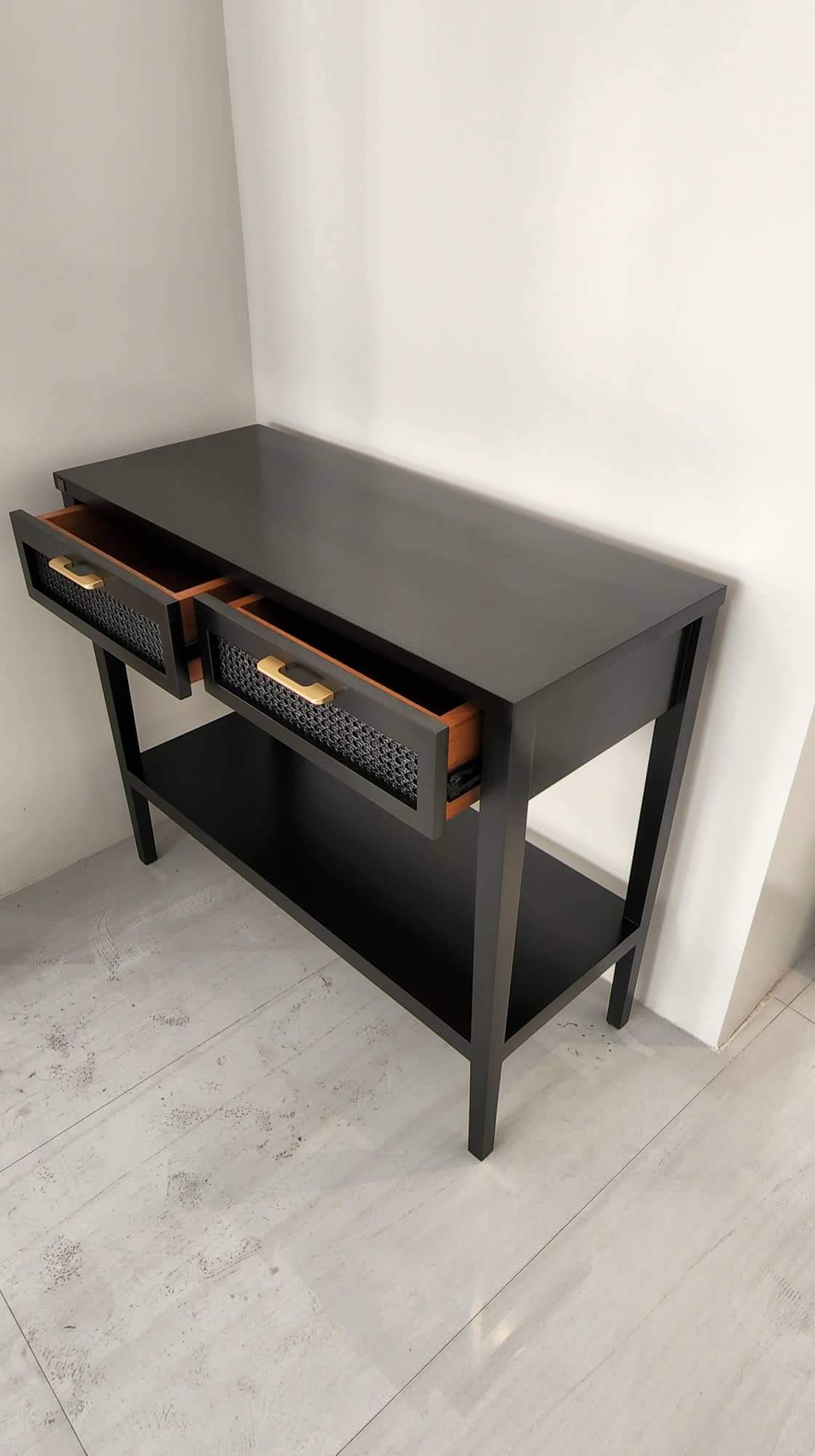 SOLENN ENTRY TABLE